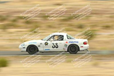 media/Jun-01-2025-CalClub SCCA (Sun) [[eae223c5dd]]/Group 5/Lap race/